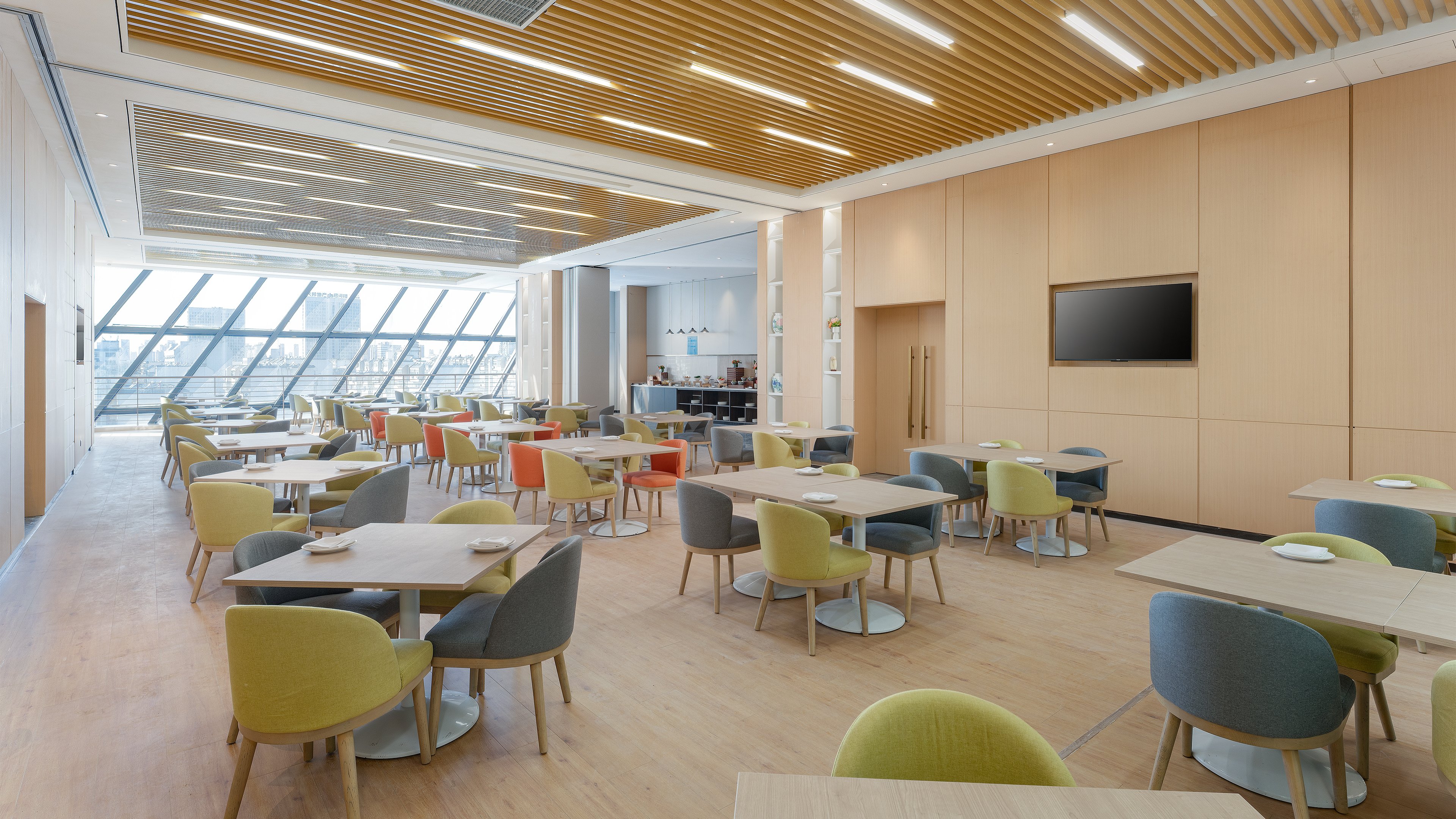 Holiday Inn Express Weifang City Center 41/52