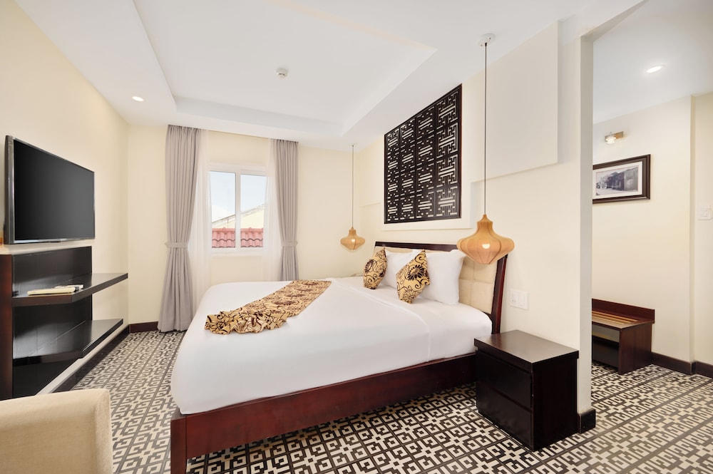 Hoi An Canal House 21/67