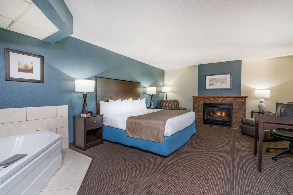Baymont By Wyndham Owatonna 11/59