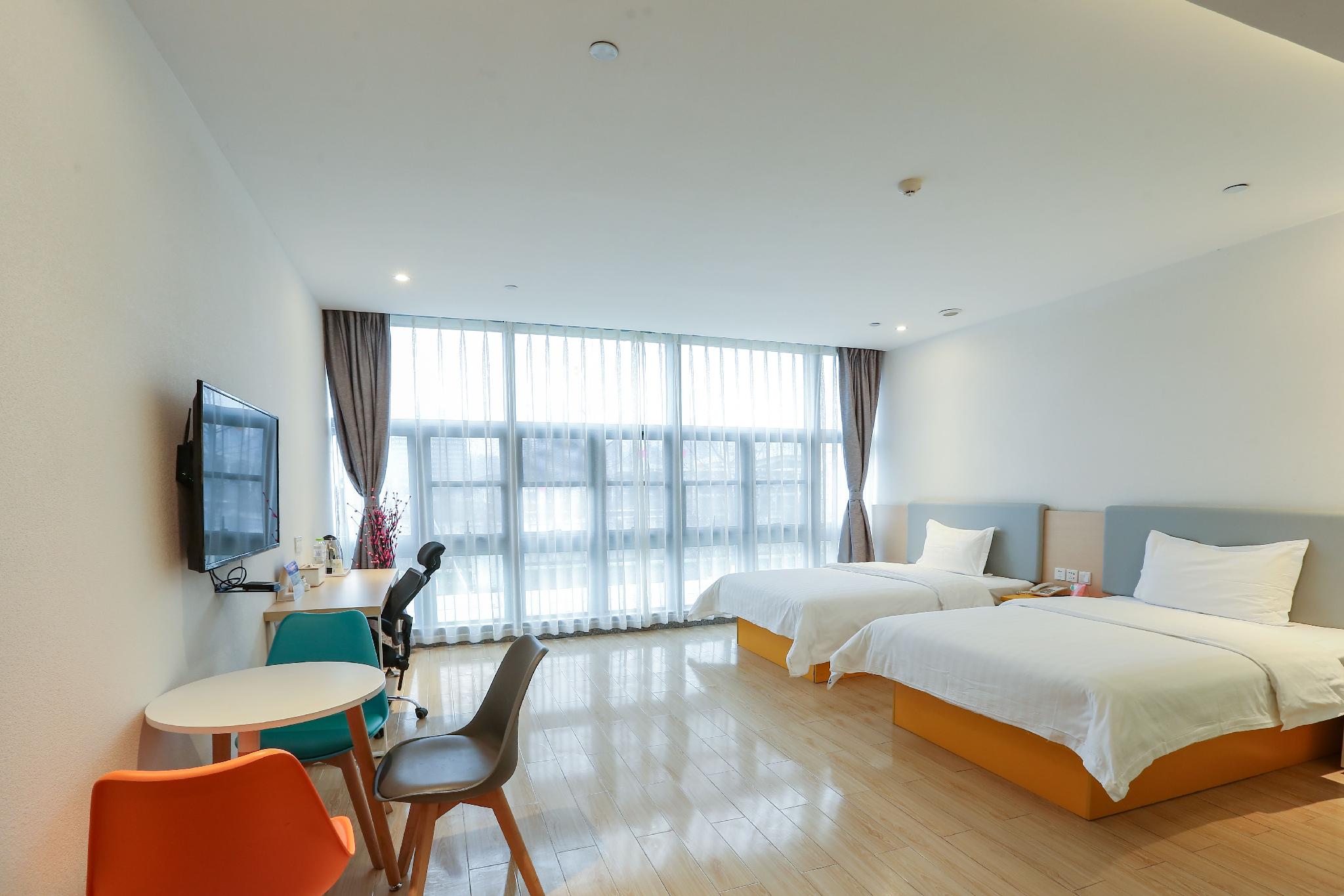 7 Days Inn (Chongqing Longtousi North Square of North Railway Station) 18/32