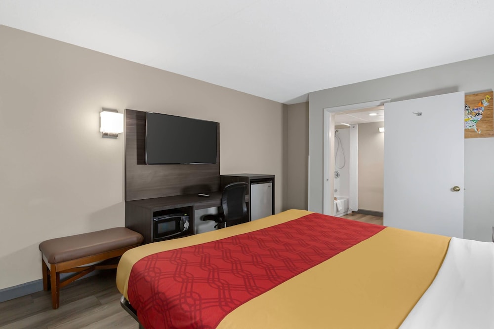 غرفة بسرير كينج لذوي الإعاقة، Econo Lodge Creedmoor - Butner 4/10