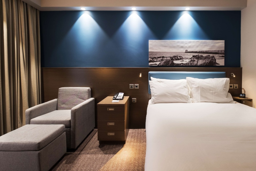 HAMPTON BY HILTON ABERDEEN AIRPORT 21/46