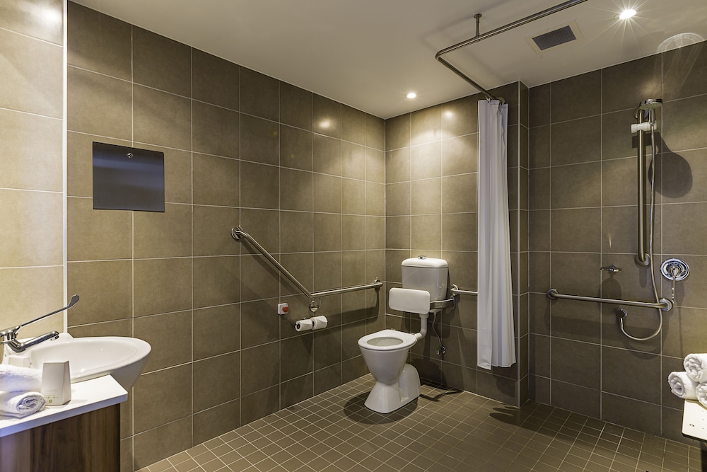 METRO HOTEL MIRANDA 18/33