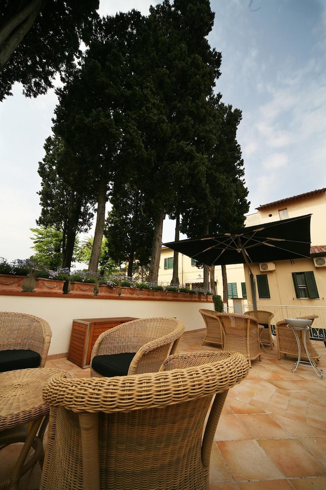 Bologna Hotel 27/28