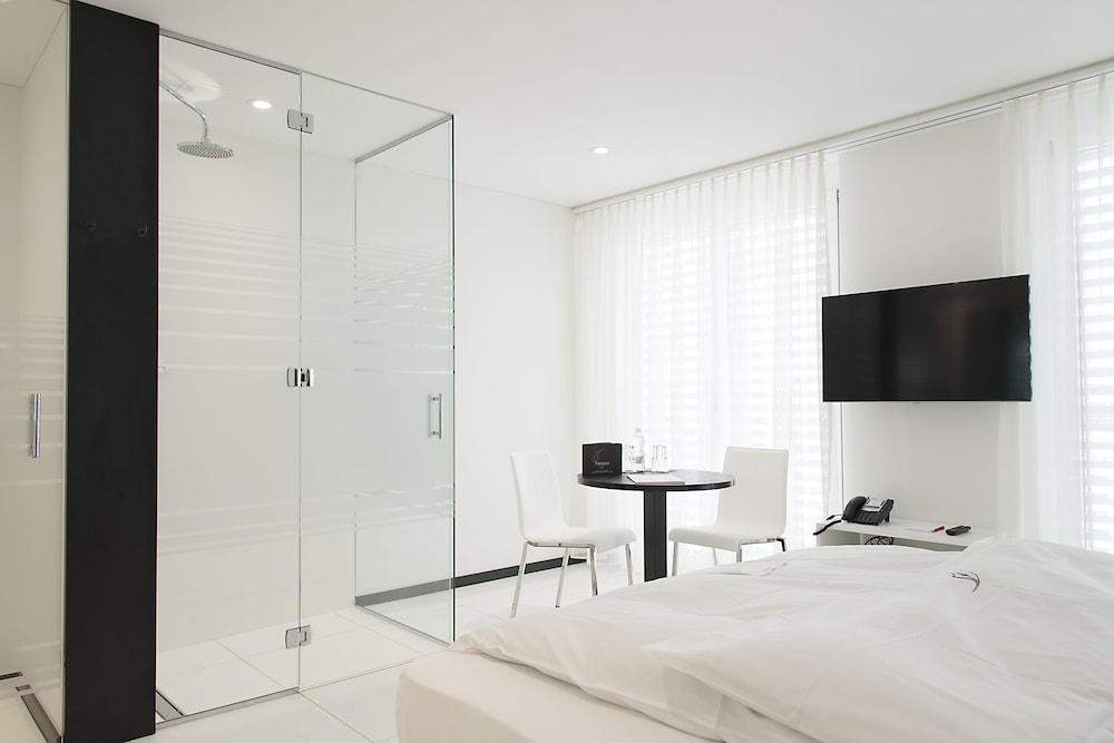 THESSONI HOME ZURICH 9/48