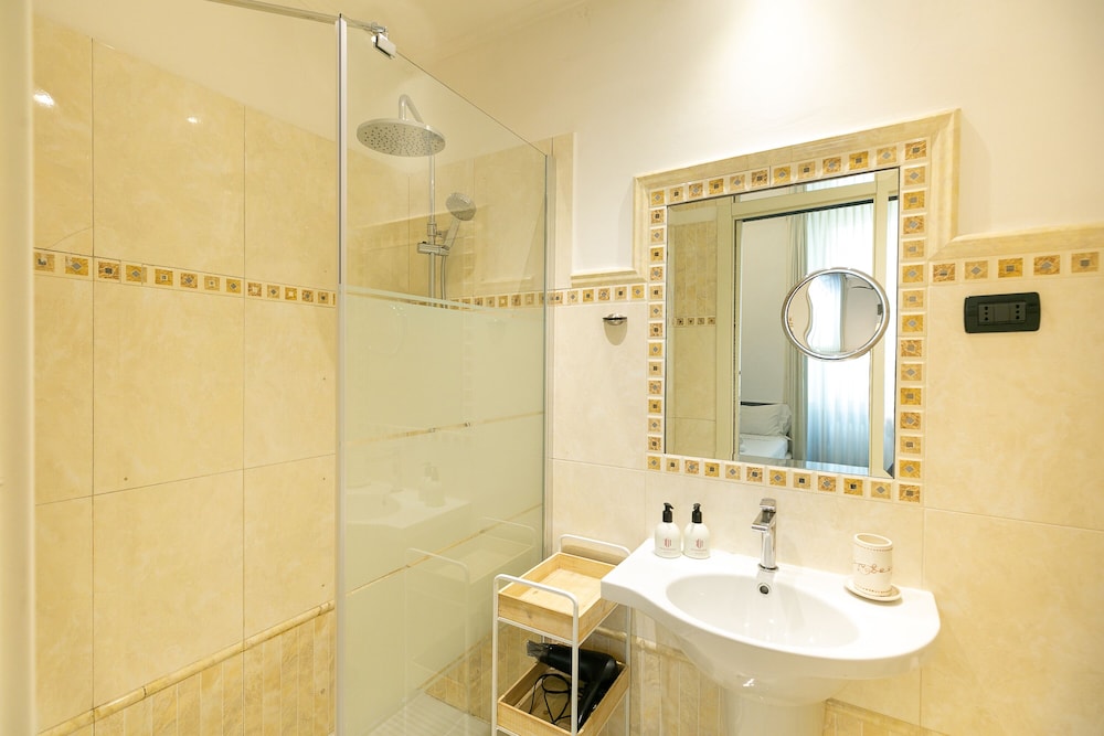Hotel Capitolium Town House Suite 51/55