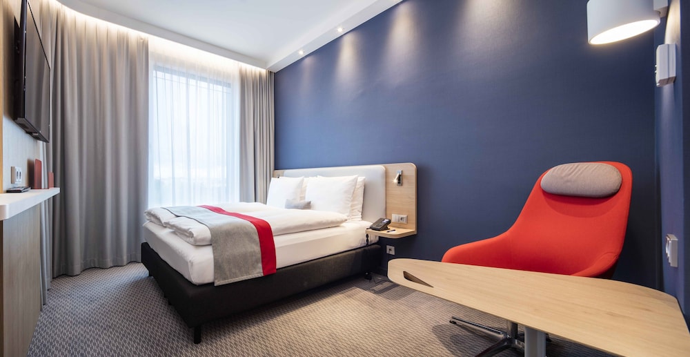 Holiday Inn Express MUNICH CITY WEST 34/80
