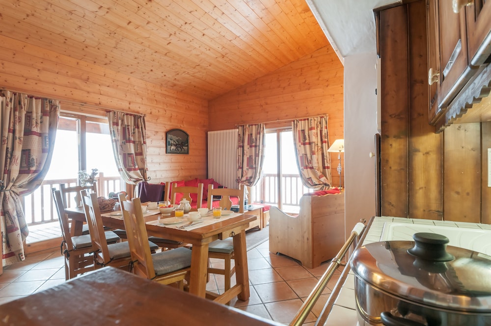 Residence Pierre and Vacances Premium Les Alpages de Chantel 81/88