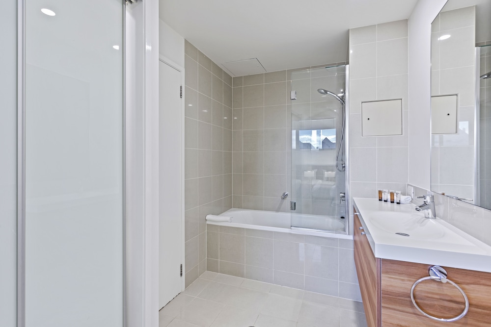 COCO Mooloolaba 50/50