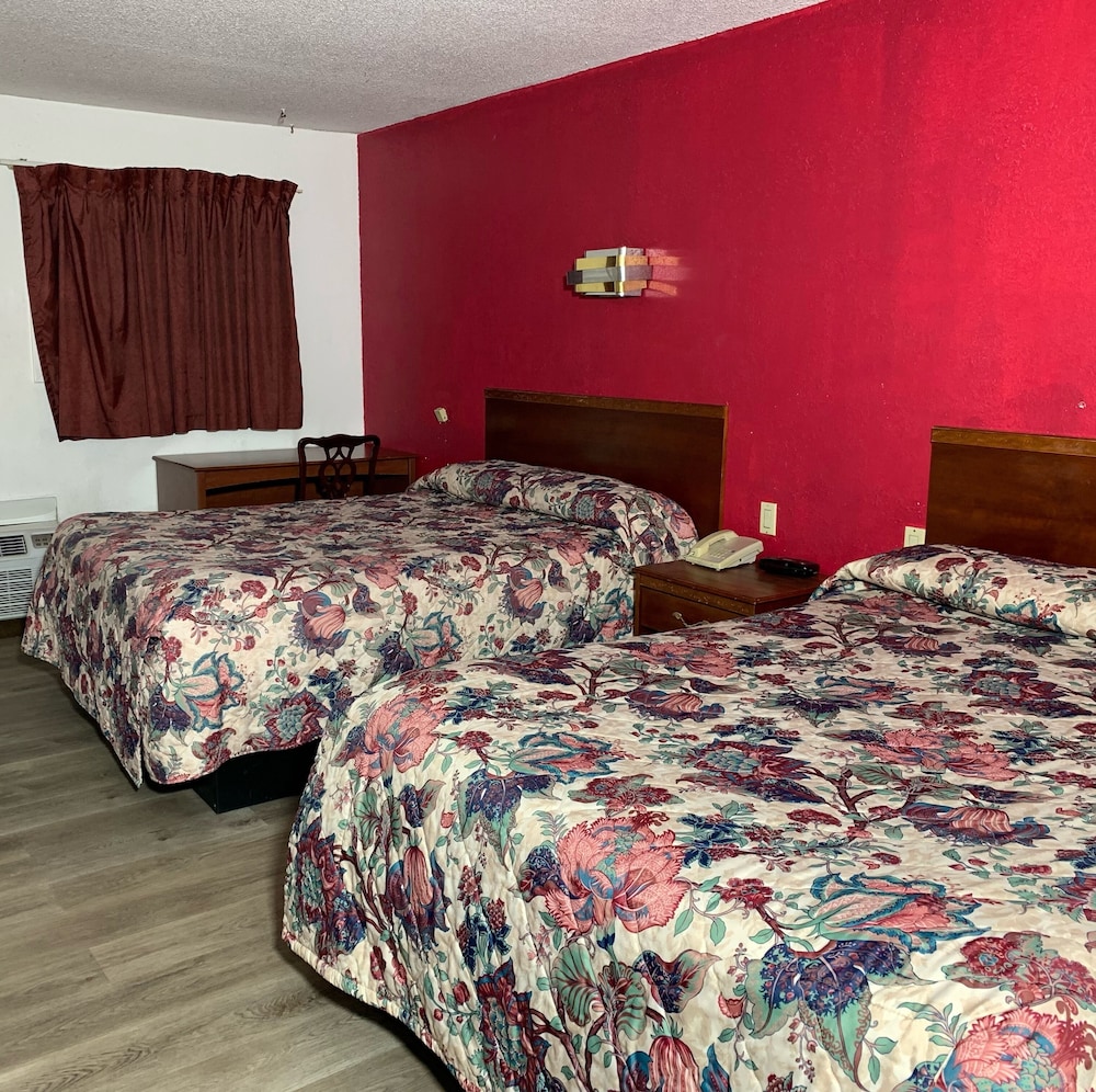 Chippewa Motel 10/42