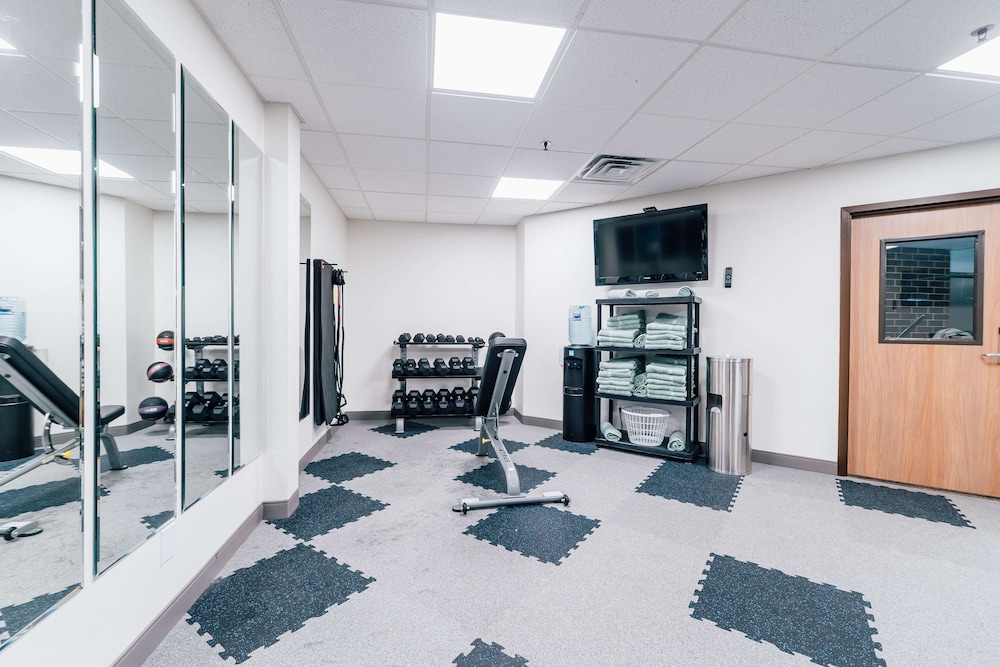 Best Western Plus Executive Residency Waterloo and Cedar Falls 22/42