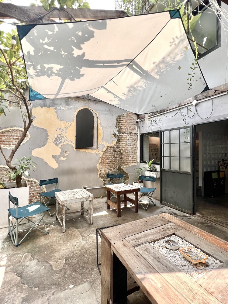 Hobnob Hostel - Adults Only 35/40