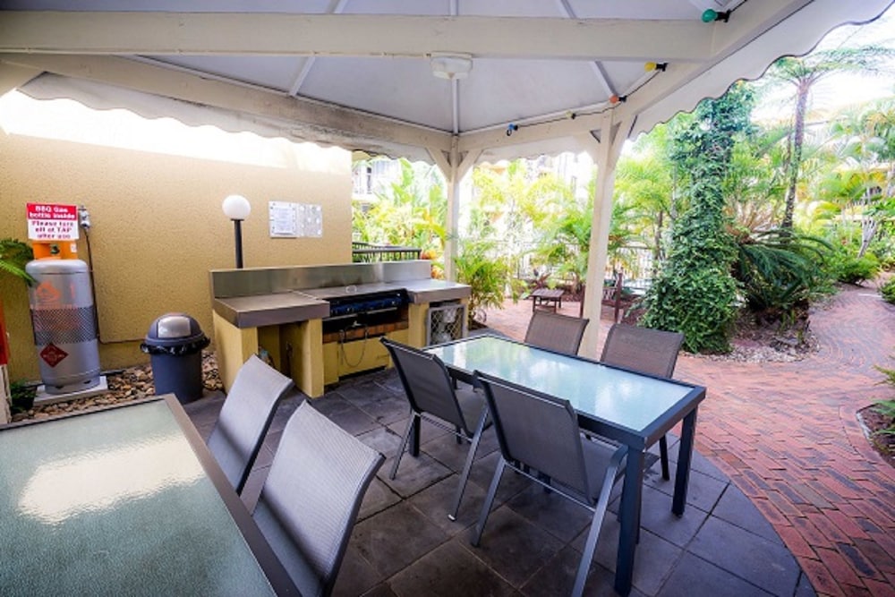 AUSSIE RESORT 7/50