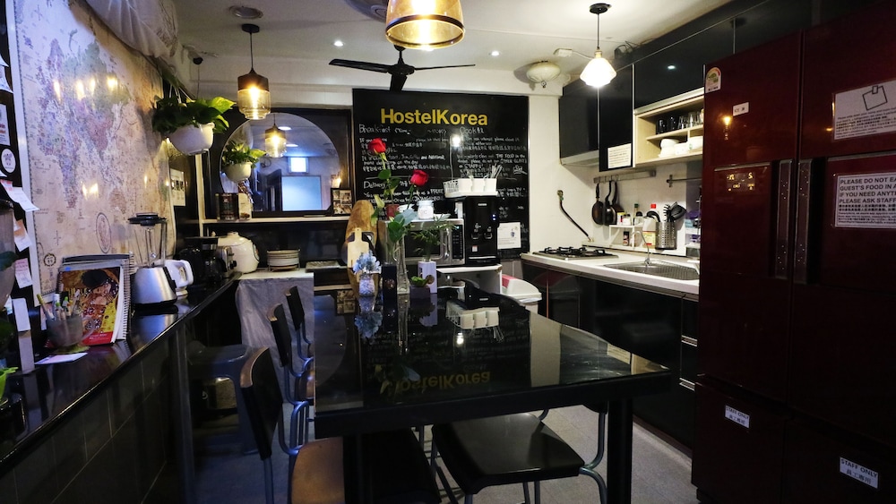 Hostel Korea 32/48