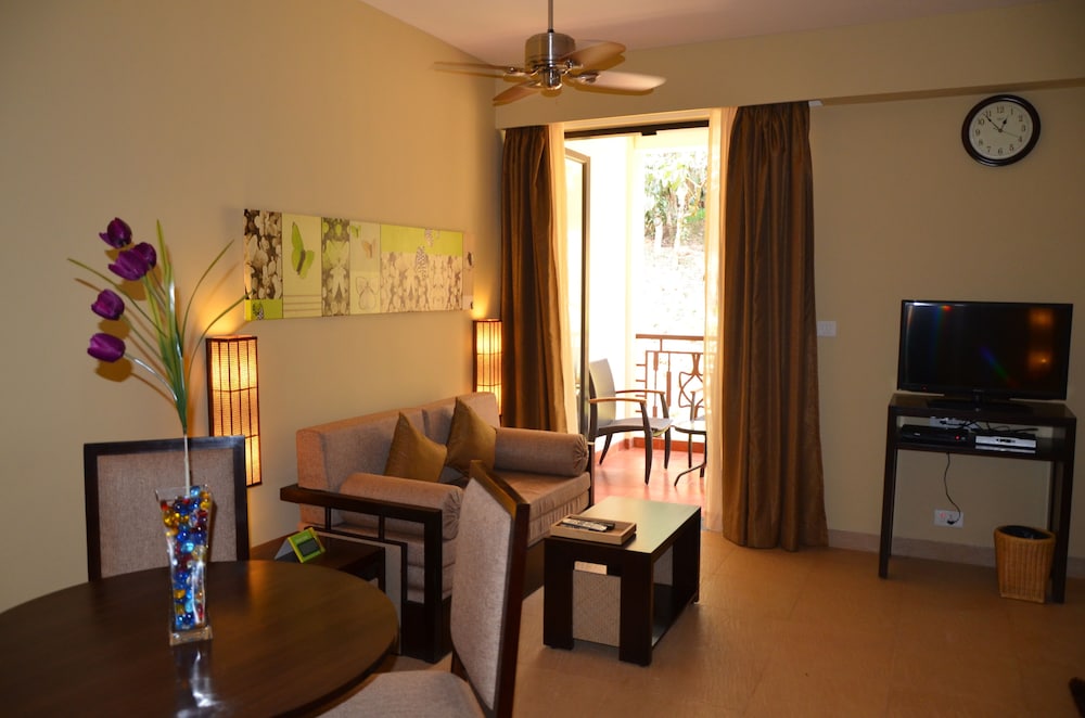 Club Mahindra Virajpet 41/74