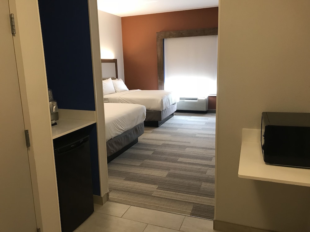 Holiday Inn Express Orlando South Davenport 15/70