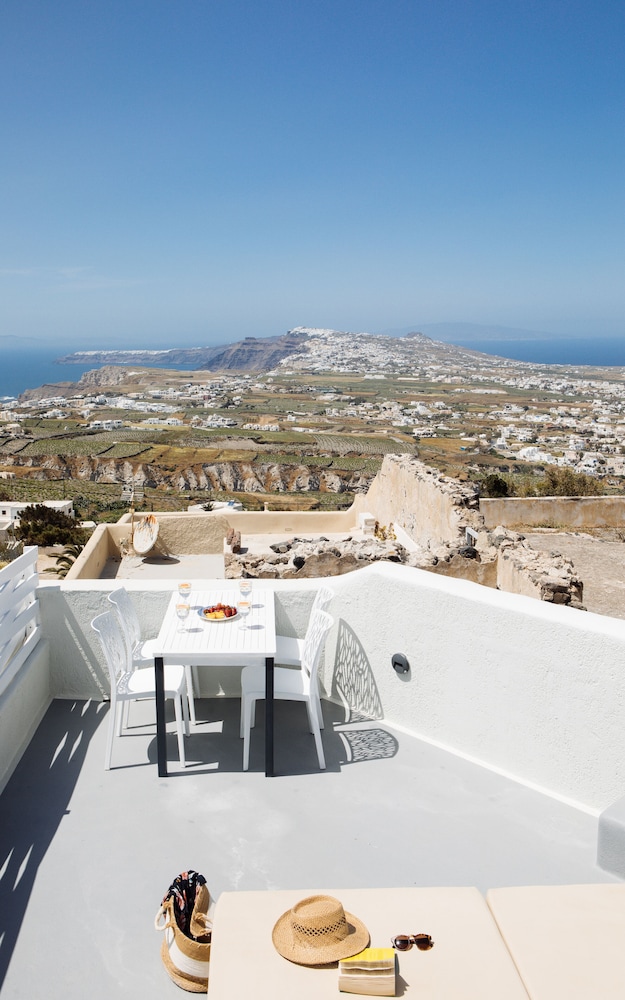 Santorini Dreams Villas 30/50