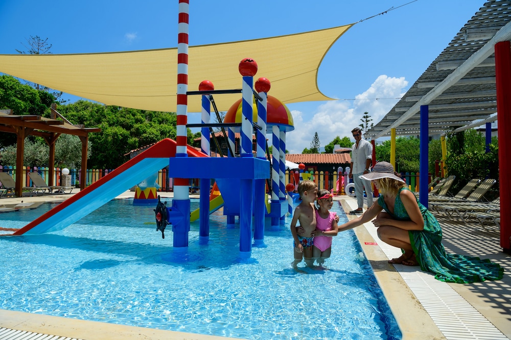 Alexander Beach Hotel & Village Resort 39/49