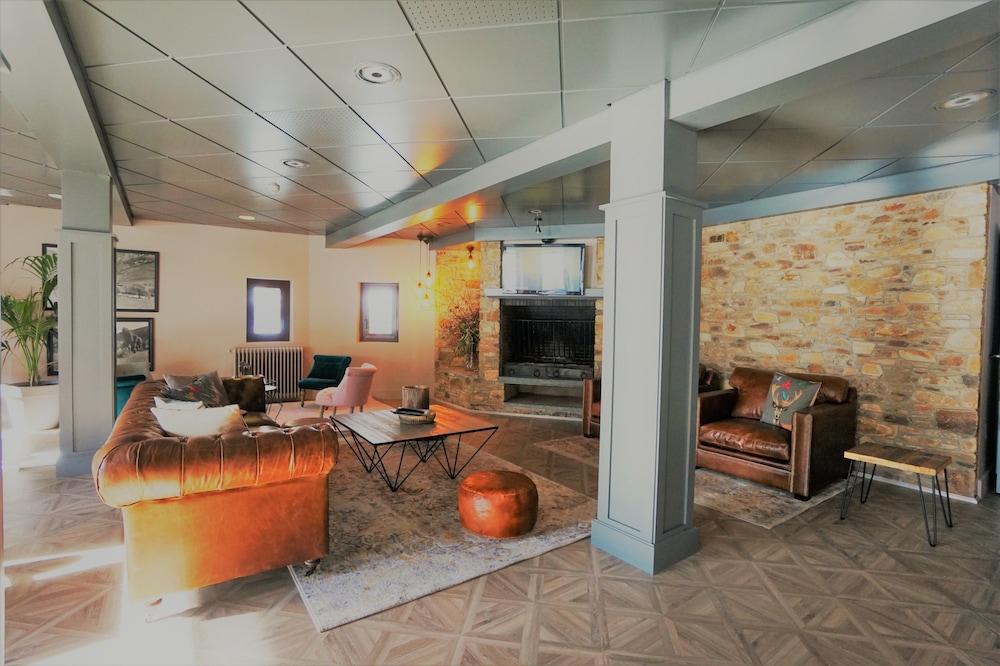 Hotel & SPA Niunit 13/17