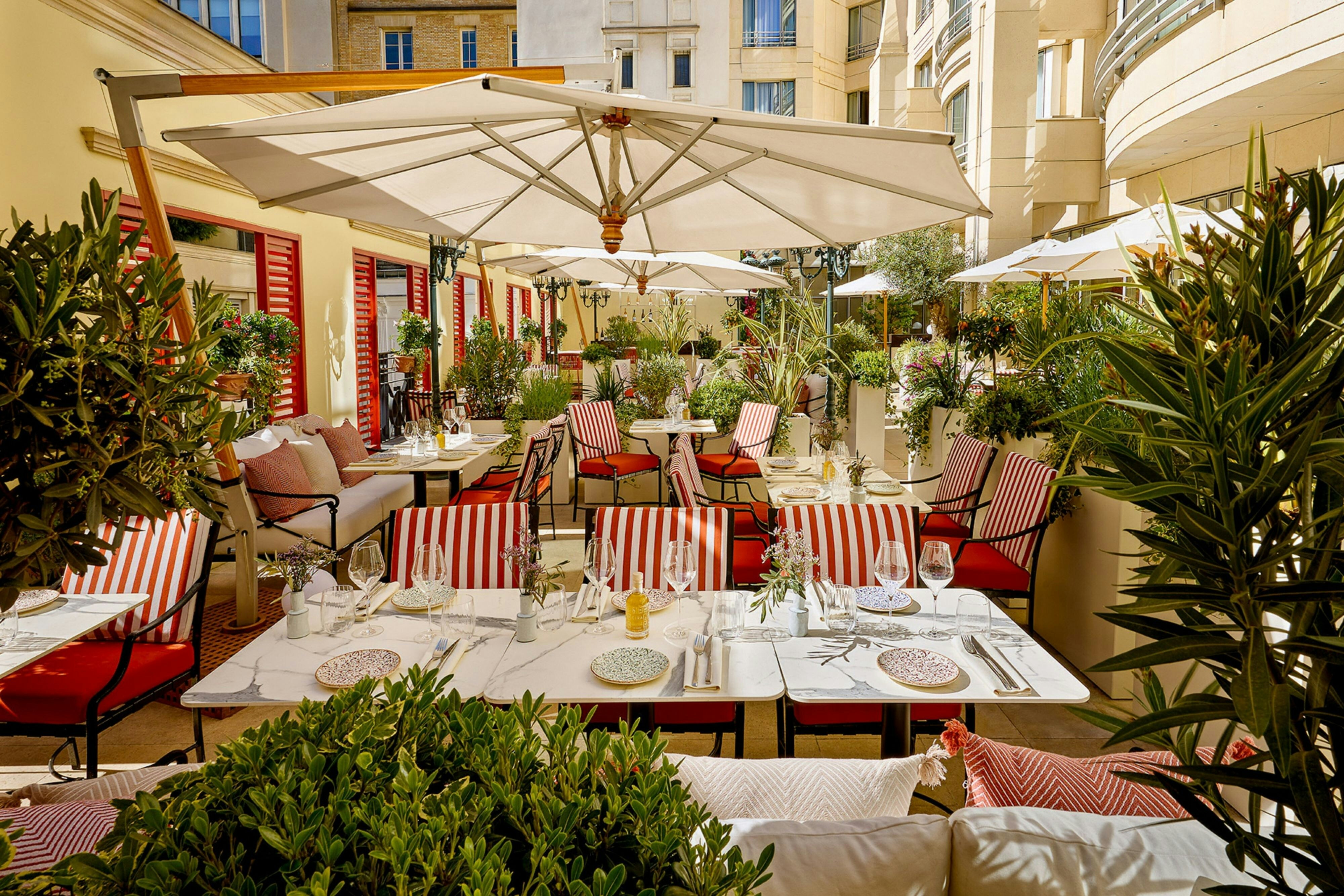 Paris Marriott Champs Elysees Hotel 13/24