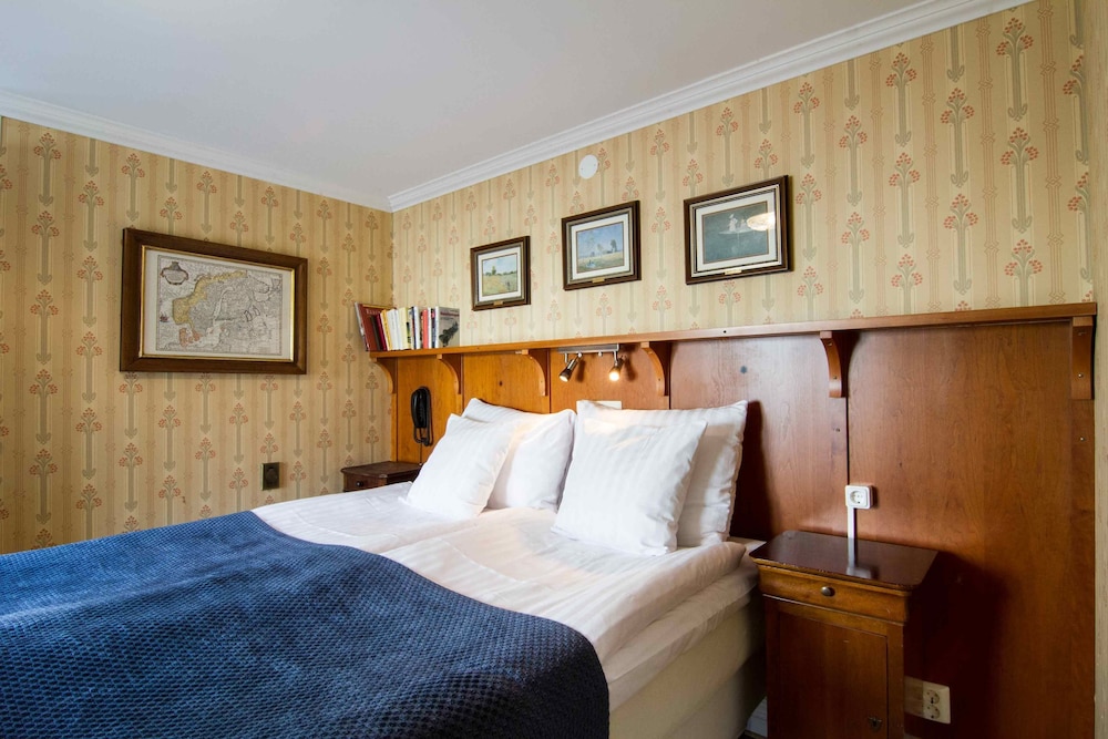 Mayfair Hotel Tunneln 23/43
