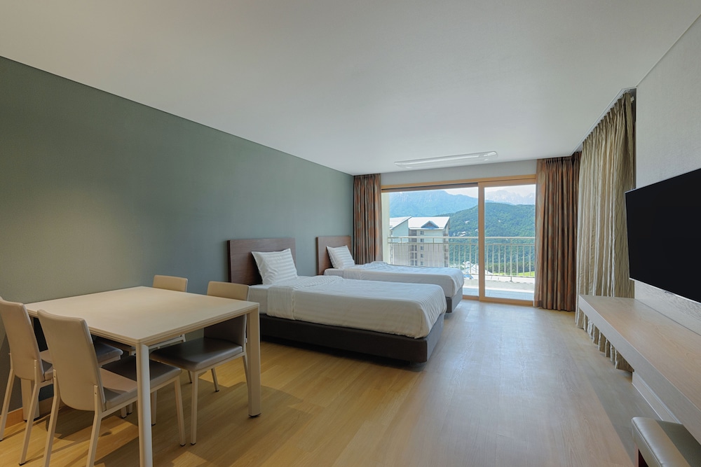 Sono Belle, East, Family, 2 Double Beds, Panoramic View