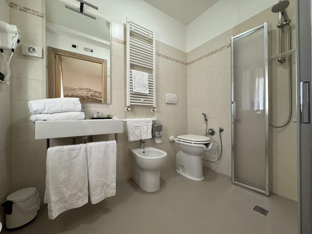 غرفة قياسية بسرير مزدوج، Hotel Cladan 6/6