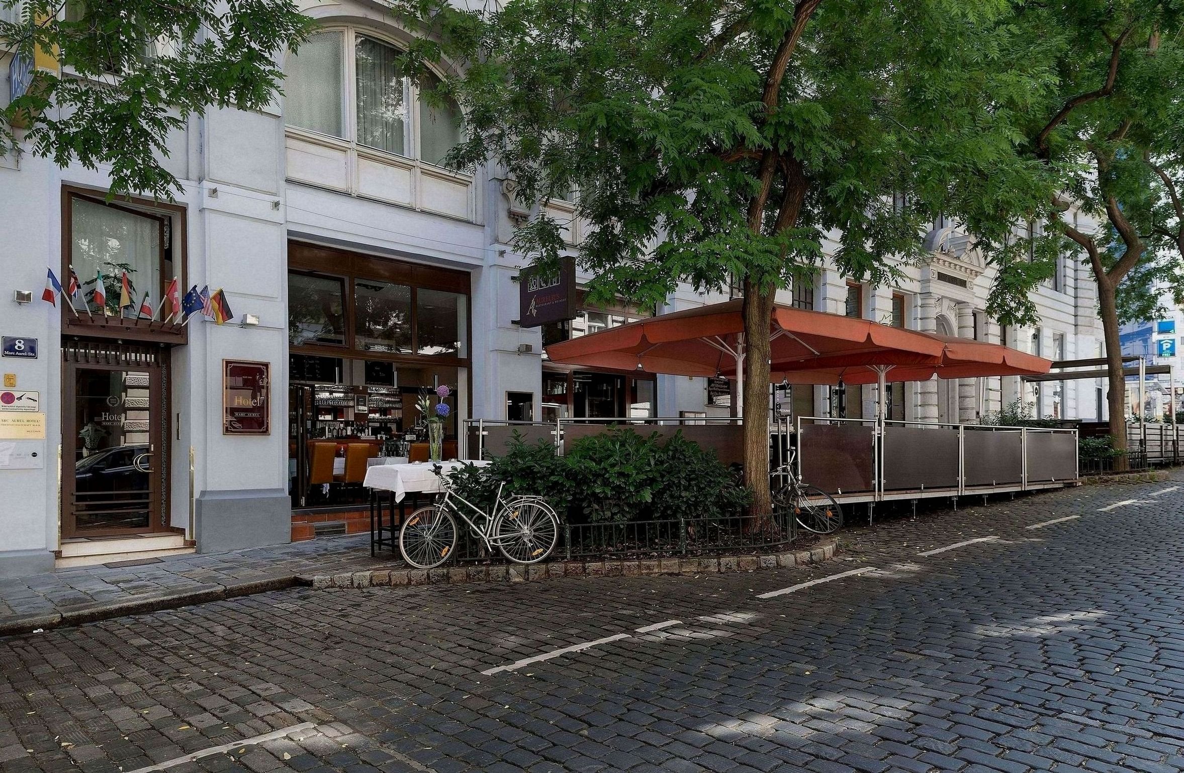 Hotel Marc Aurel 48/48
