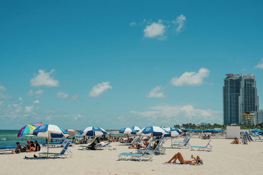 Iberostar Waves Miami Beach 56/60