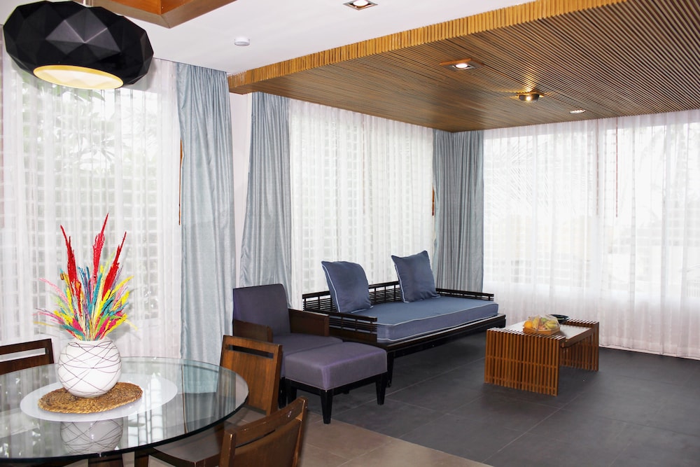 Weekender Resort 43/50