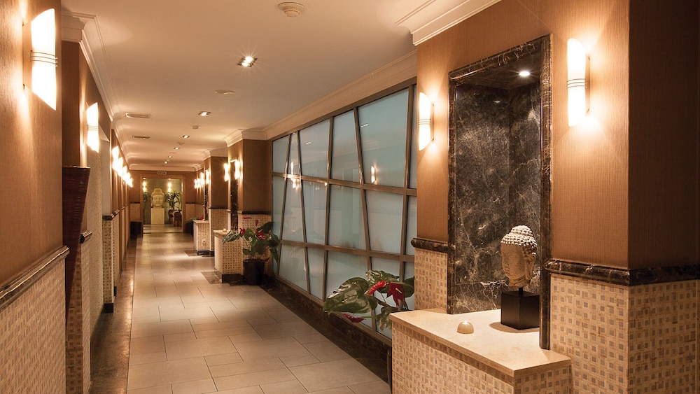 Grand Hotel Tien Shan 36/64
