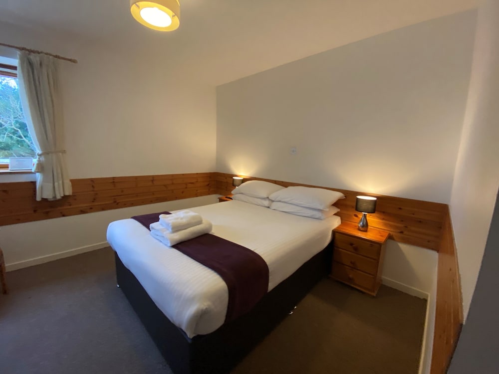 Smithton Hotel 27/70