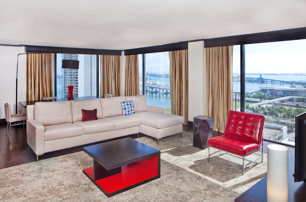 Hilton Miami Downtown 27/55