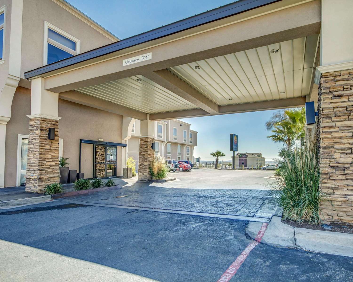 Comfort Inn & Suites El Paso I-10 Airport Area 42/45