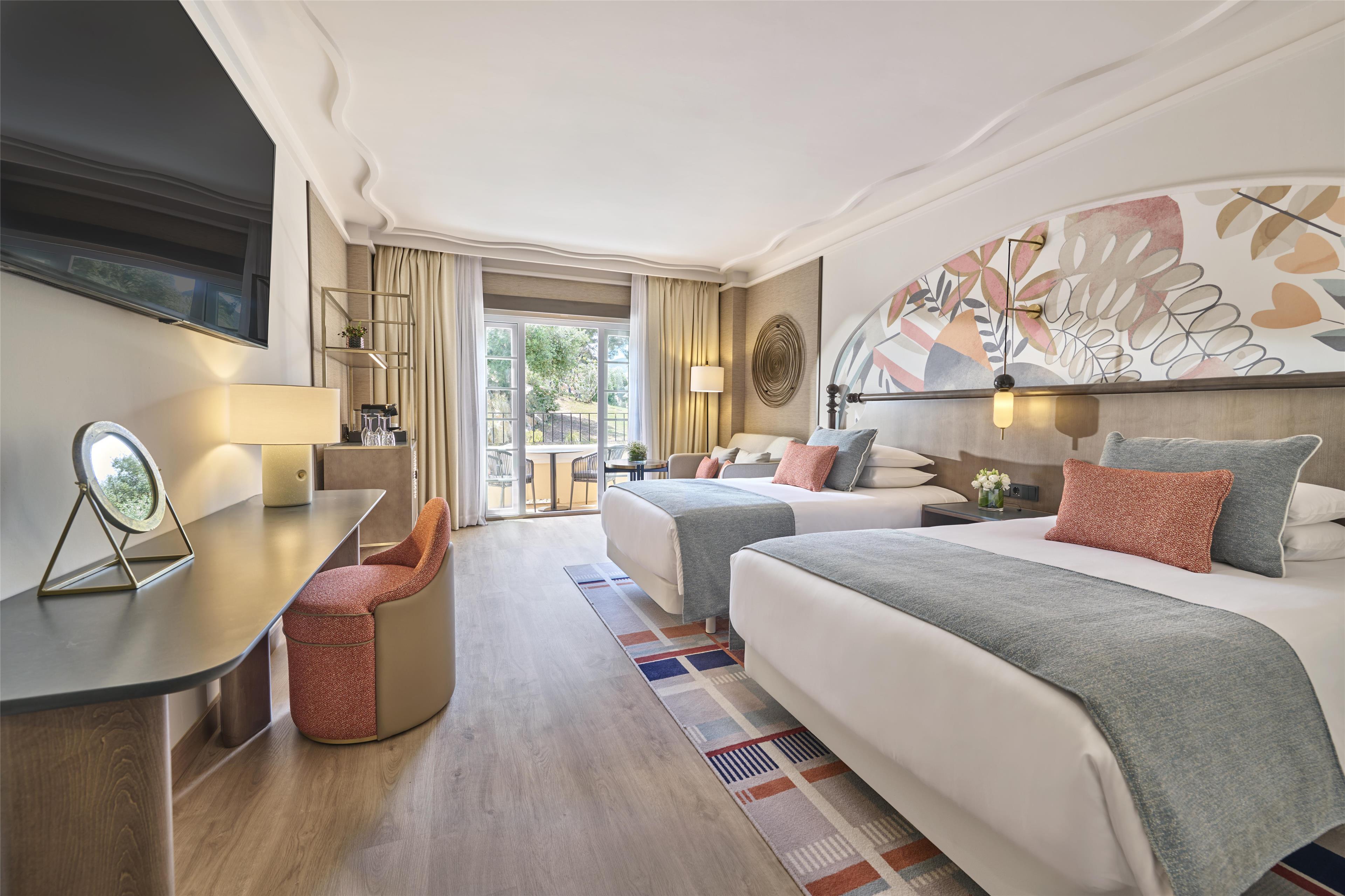 Room, Twin Beds, Golf Course View, Balcony