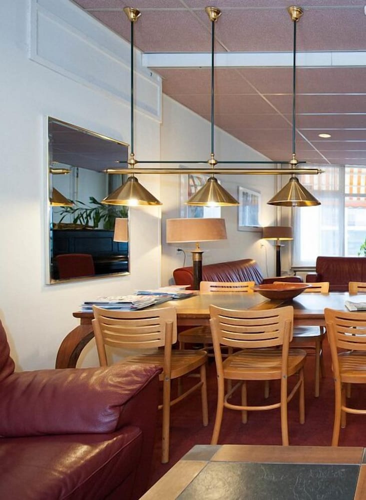 Rho Hotel 31/50