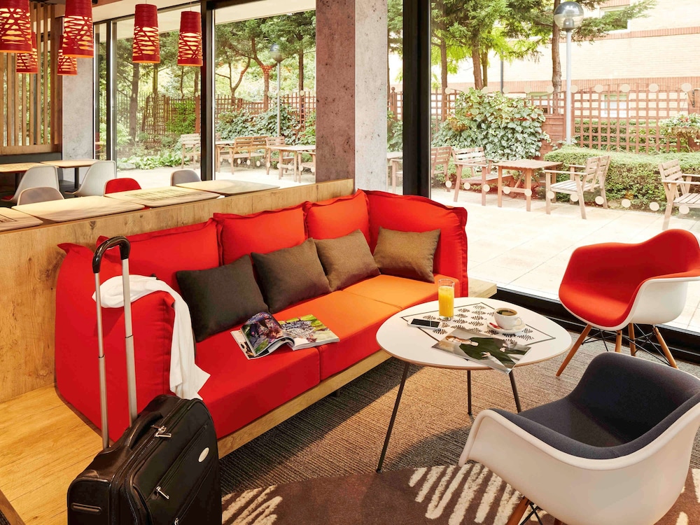 ibis London Thurrock M25 45/64