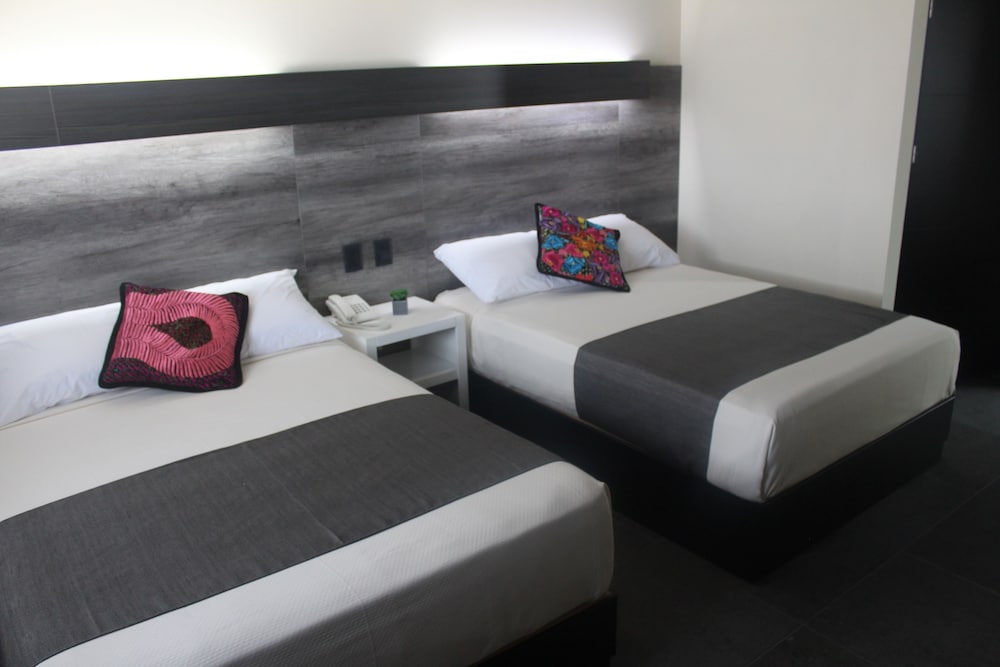 Homesuites Malecon 24/56