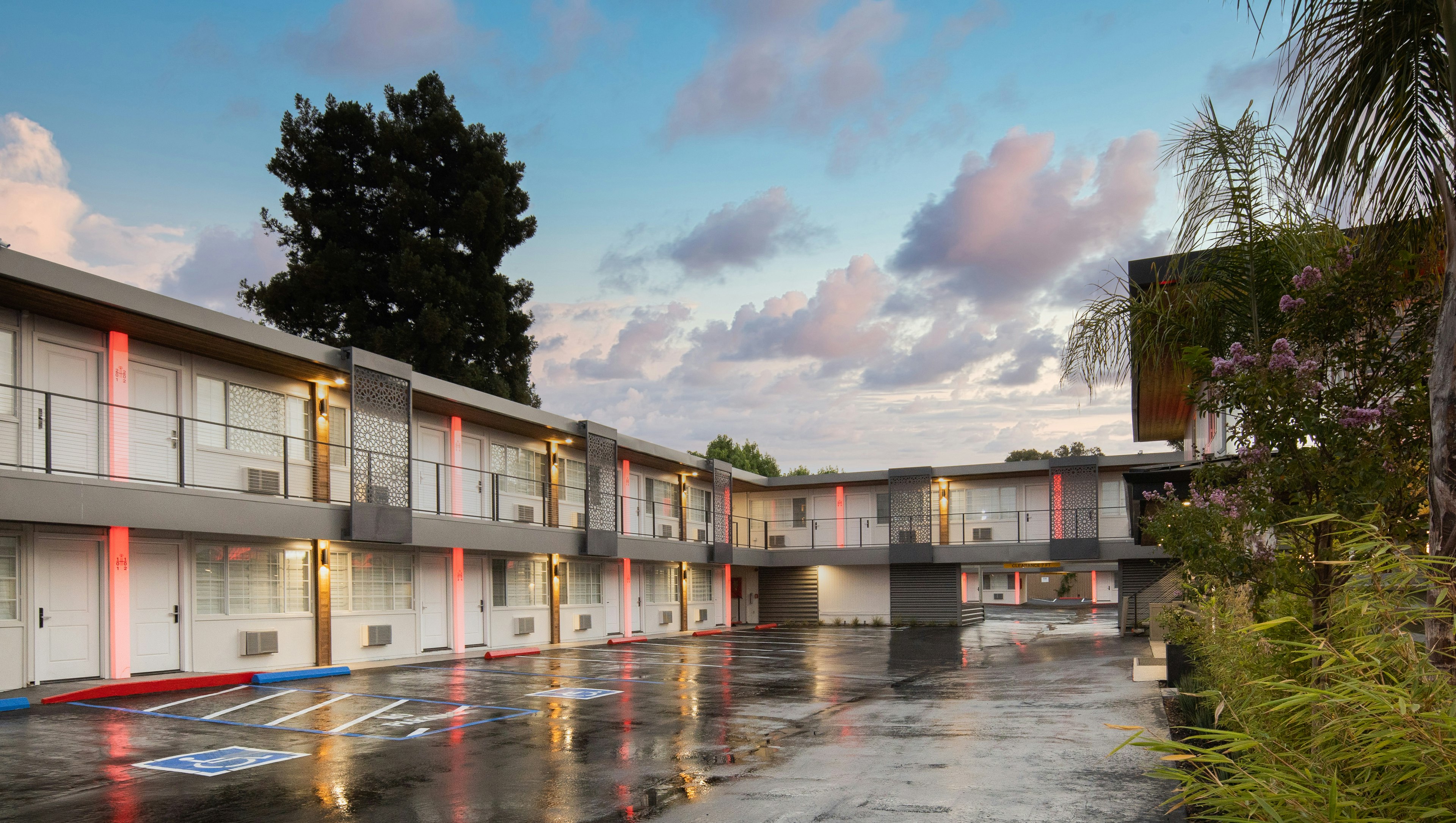 The Catrina Hotel 45/50