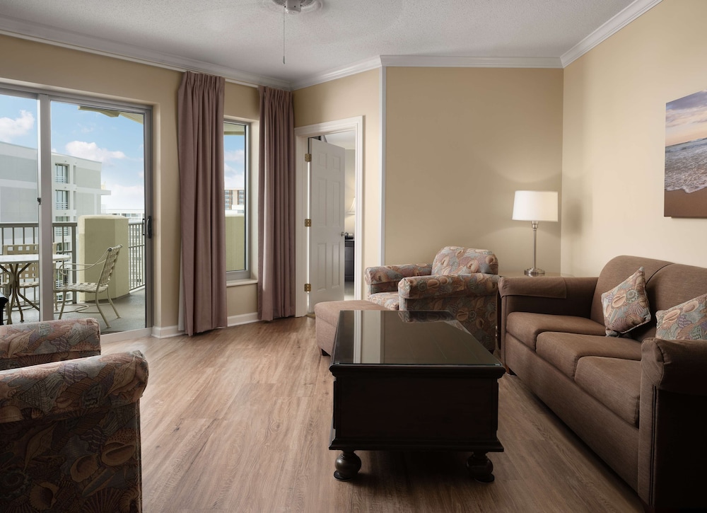 Royale Palms Condominiums 33/49