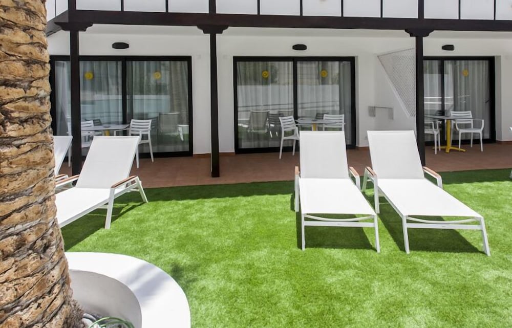 Vanilla Garden Hotel - Adults Only 67/74