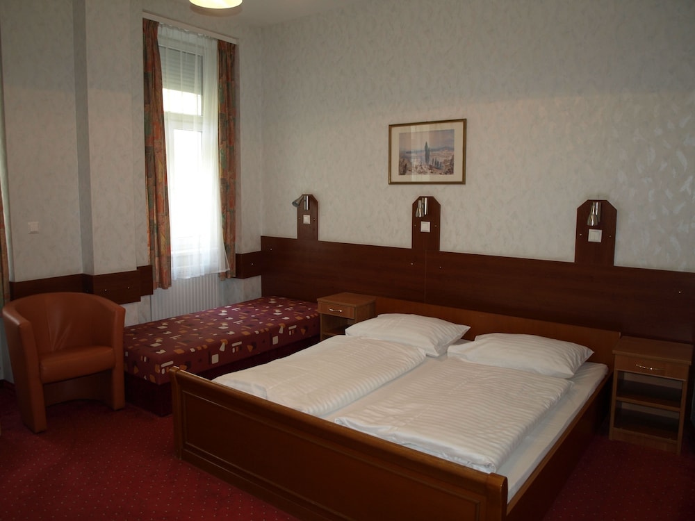 Terminus Hotel 23/50