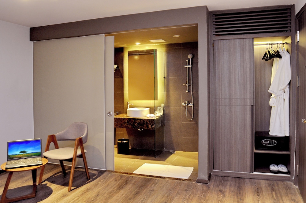 Bb Hotel Nha Trang 35/50