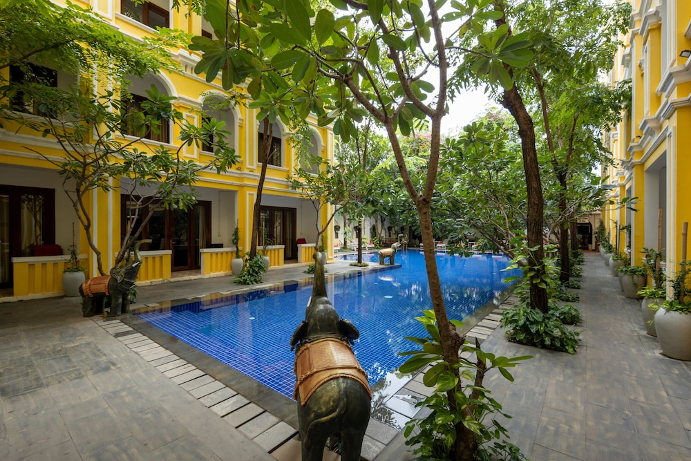 La Residence WatBo Hotel 57/64