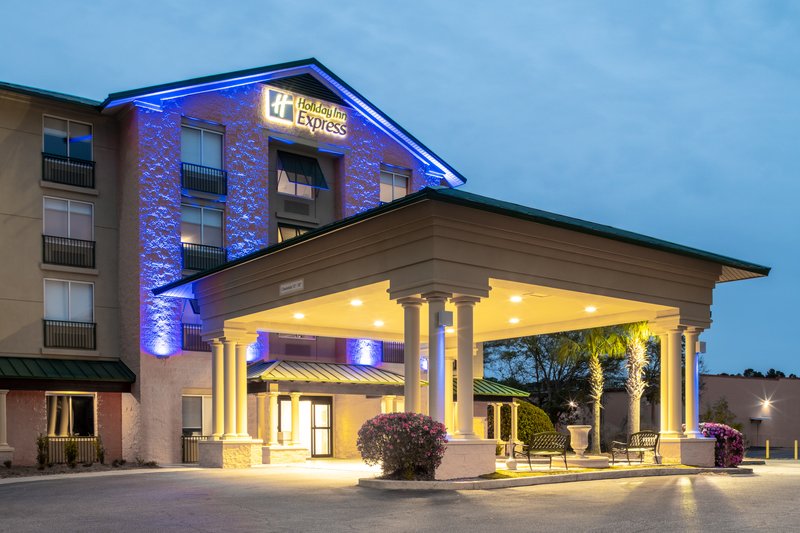 Holiday Inn Express Bluffton At Hilton Head Area 2/80