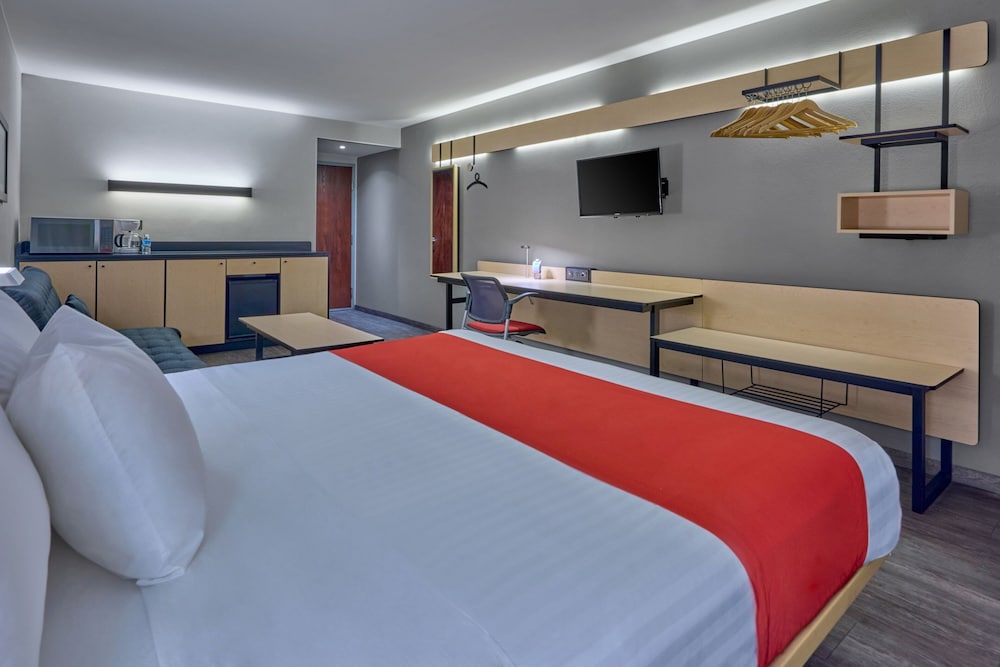 Room, King Bed, Sofa