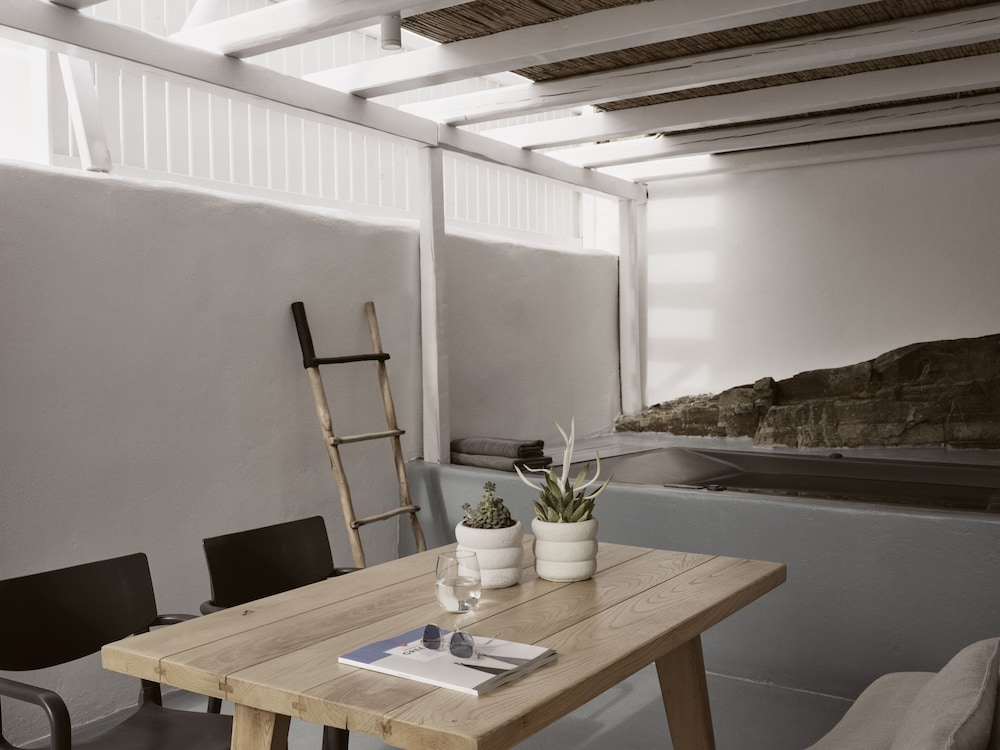 BOHO Suites 37/49