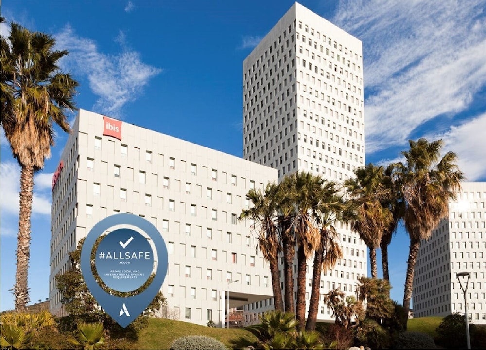 Ibis Barcelona Santa Coloma 6/43
