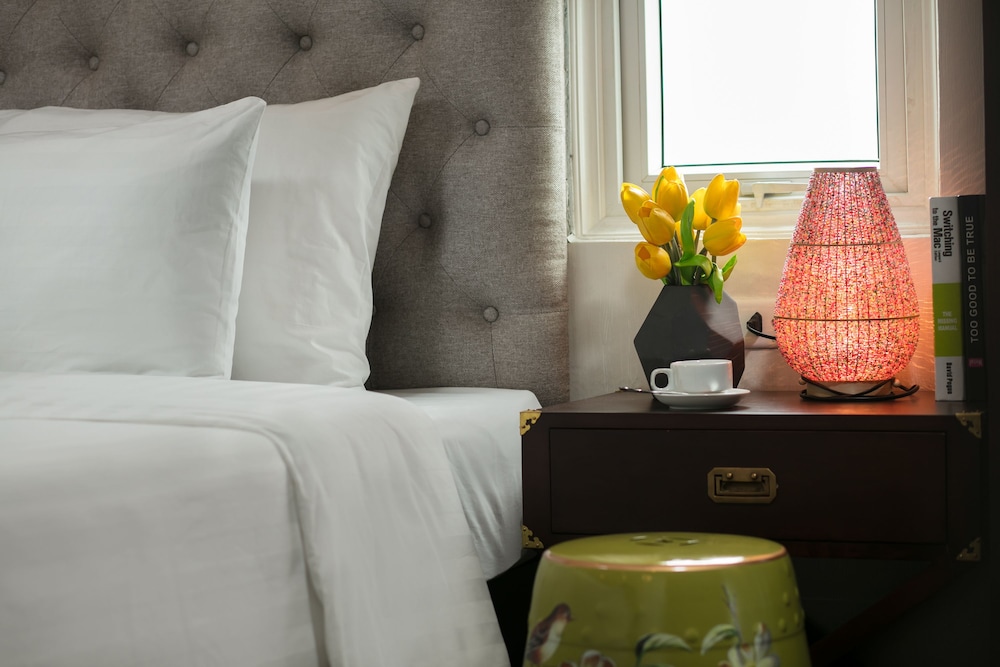 Golden Rooster Hotel 36/62