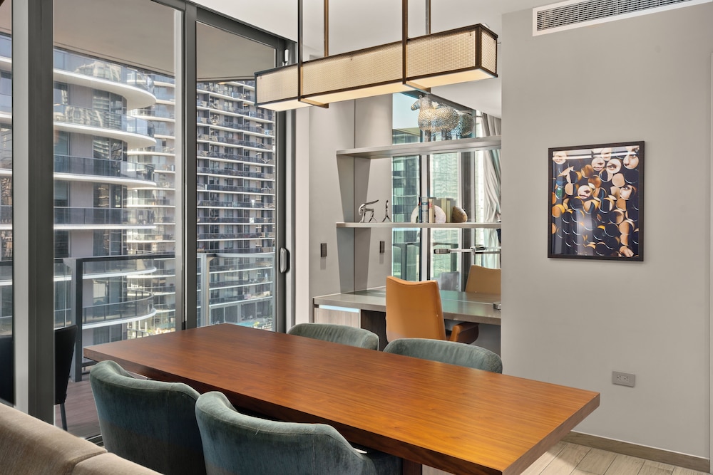 EAST Miami Residences 25/50